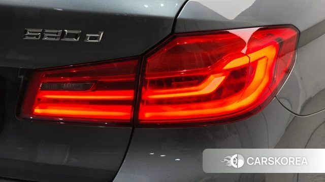 BMW 5 Series (G30) id 4895607 из Кореи 15