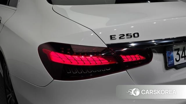 Mercedes-Benz E-Class W213 id 4872353 из Кореи 15