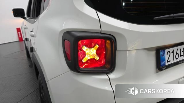 Jeep Renegade id 4730783 из Кореи 15