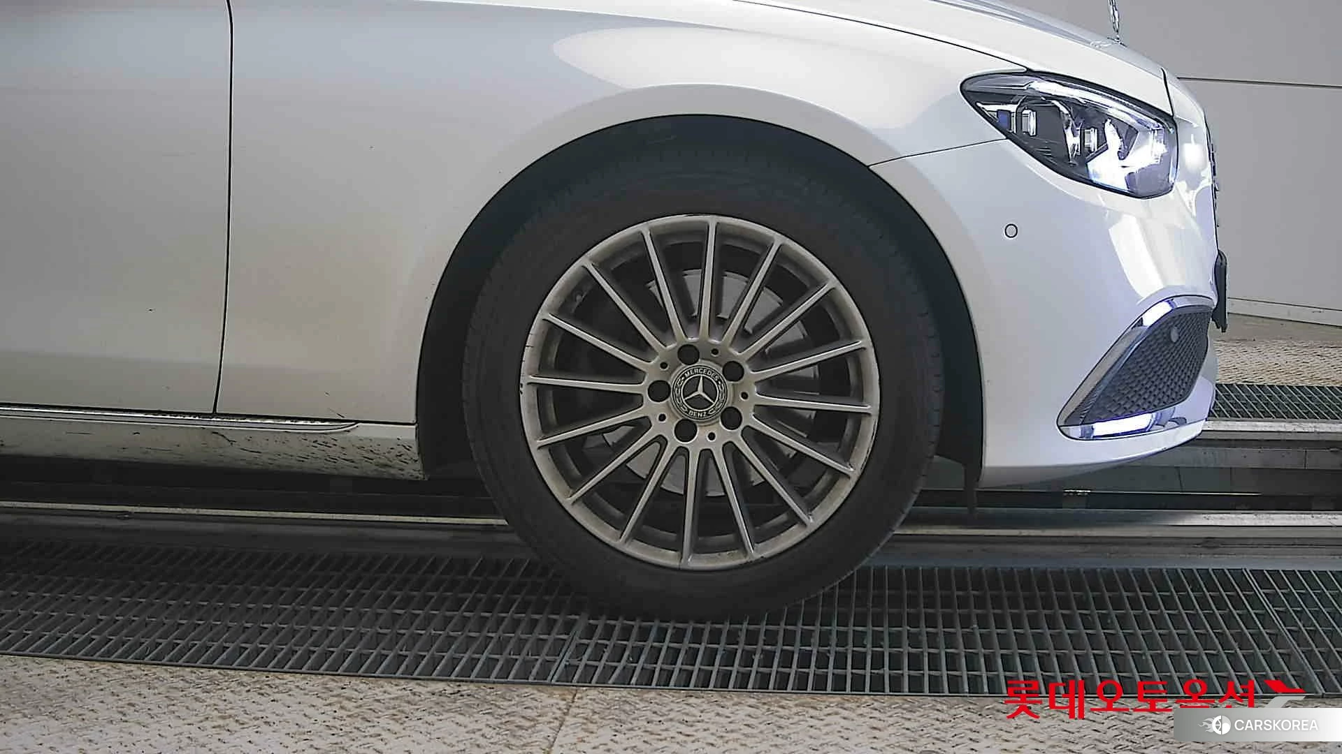 Mercedes-Benz Mercedes-Benz E250 id 4419045 из Кореи 15