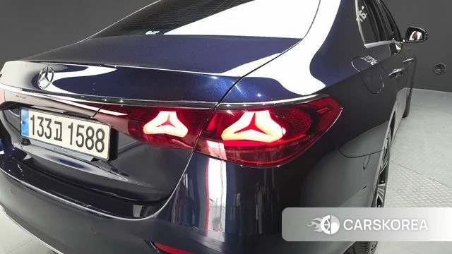 Mercedes-Benz E-Class W214 id 4468623 из Кореи 15