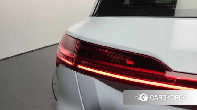 Audi e-Tron id 4507105 из Кореи 15