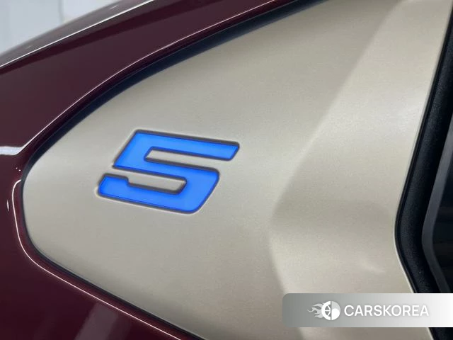 BMW i5 id 4297958 из Китая 15