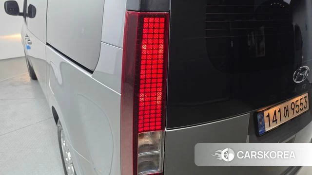 Hyundai Staria id 4243875 из Кореи 15