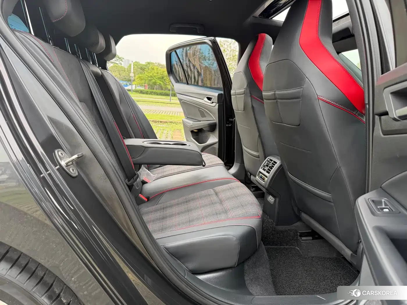 Volkswagen Golf id 4565406 из Китая 15