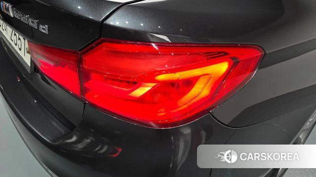 BMW 5 Series (G30) id 4776418 из Кореи 15