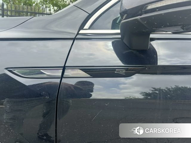 Volkswagen Tiguan L id 4335867 из Китая 15