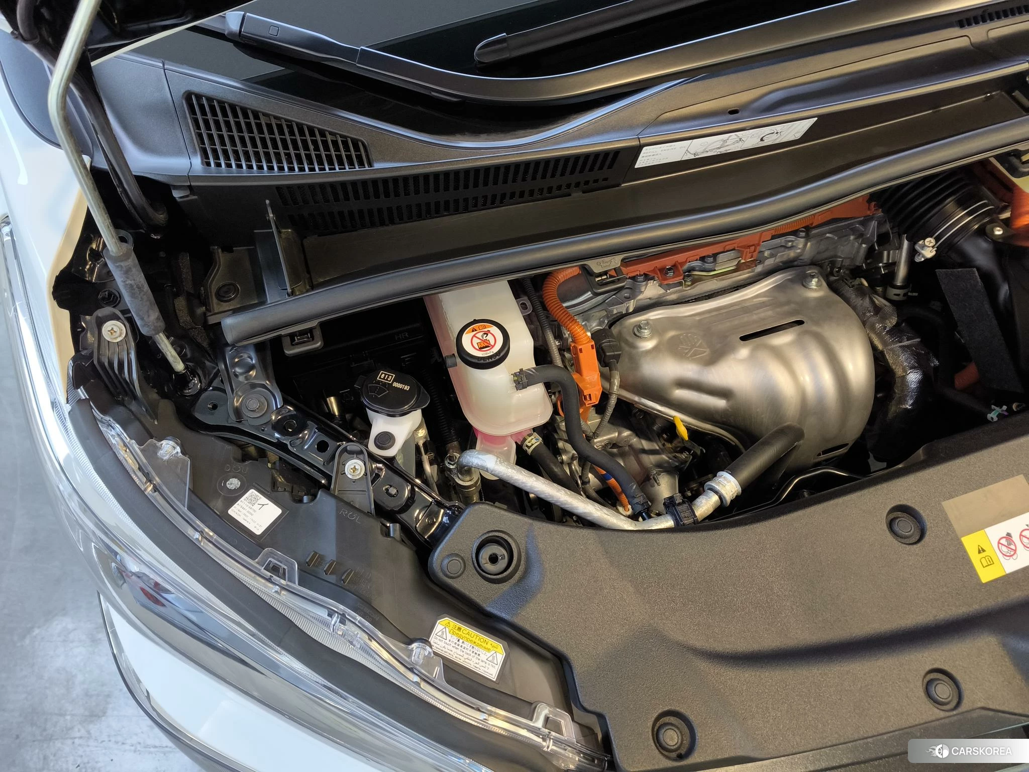 Toyota Wilfa id 4452073 из Китая 15