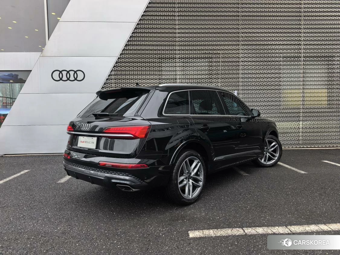 Audi Q7 id 4513753 из Китая 15