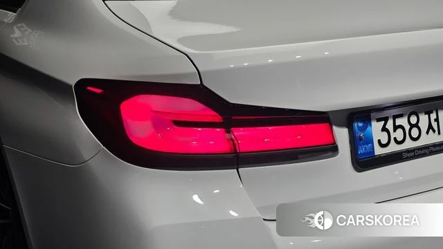 BMW 5 Series (G30) id 4692191 из Кореи 15