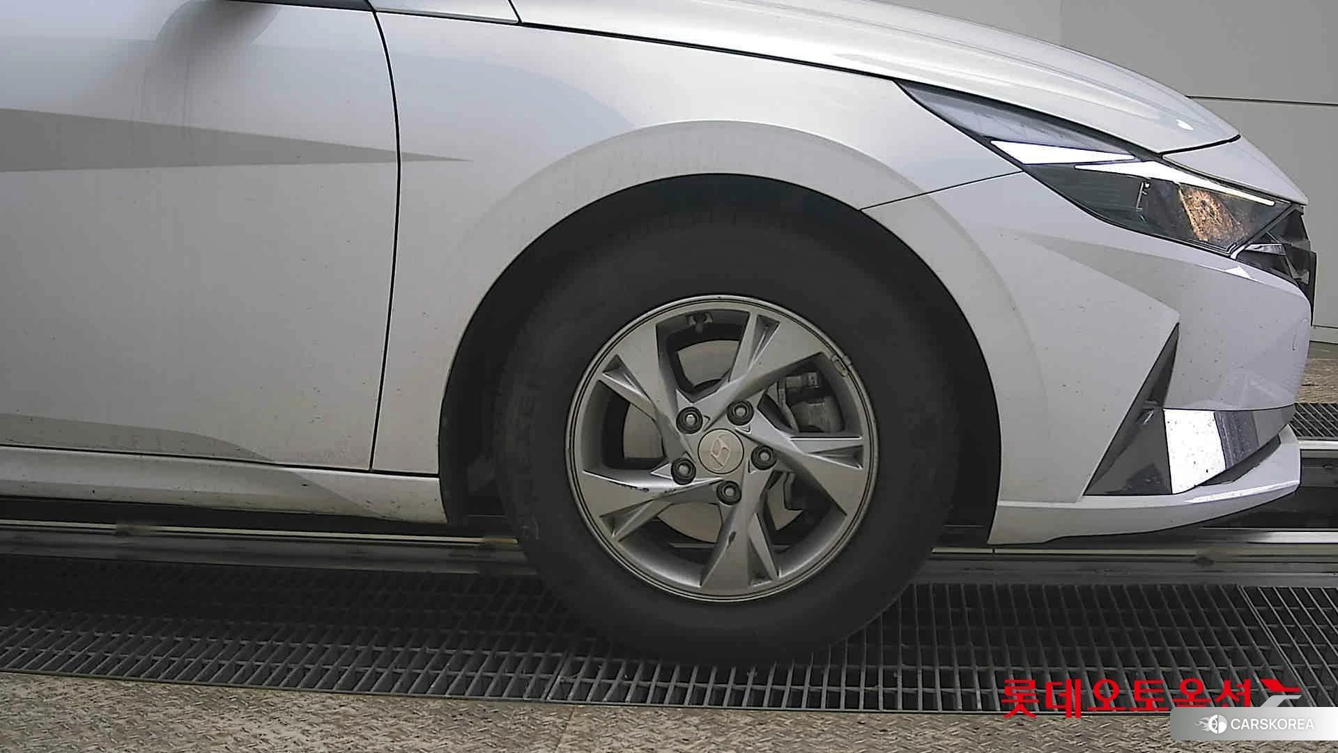 Hyundai Avante id 3869378 из Кореи 15