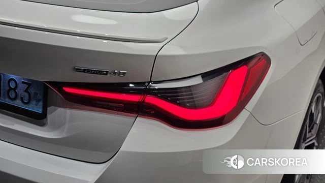 BMW i4 id 4707086 из Кореи 14