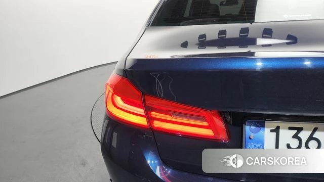 BMW 5 Series (G30) id 4317453 из Кореи 15