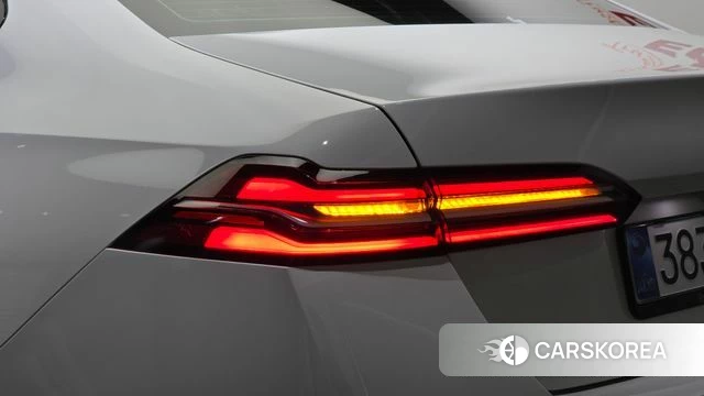 BMW 5 Series (G60) id 4505251 из Кореи 15