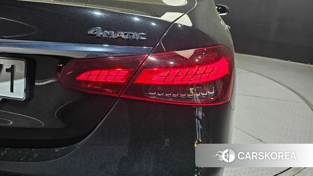 Mercedes-Benz E-Class W213 id 4202048 из Кореи 15