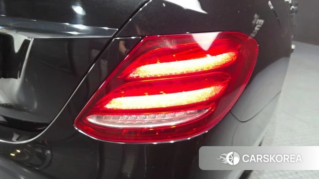 Mercedes-Benz E-Class W213 id 4727832 из Кореи 15