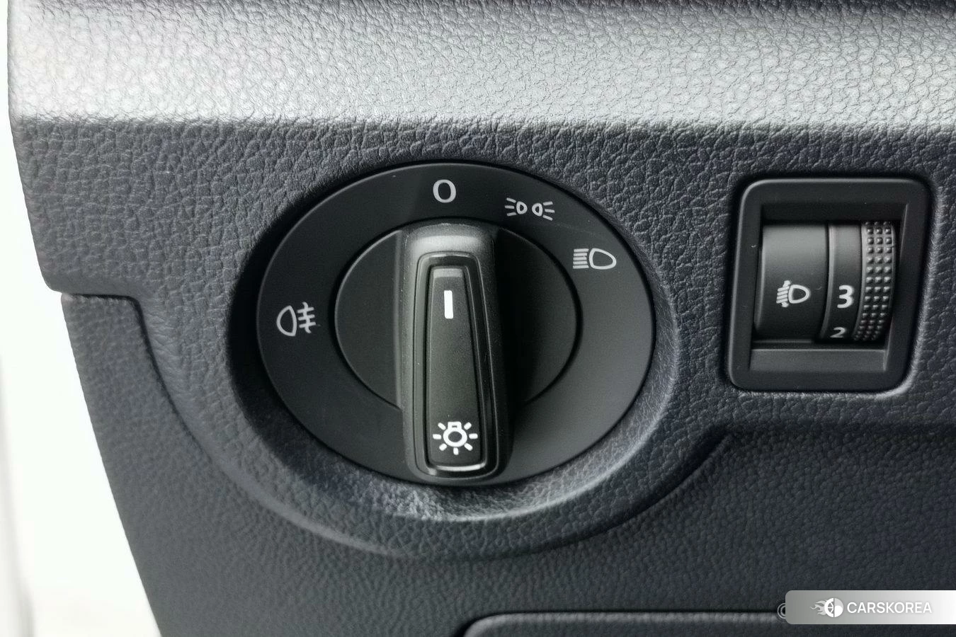 Volkswagen Tuyue id 4455185 из Китая 15