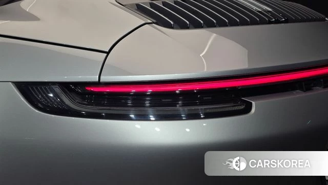 Porsche 911(992) id 4608021 из Кореи 15
