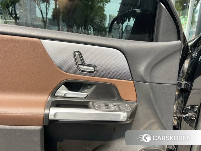 Mercedes-Benz GLB id 4221310 из Китая 15