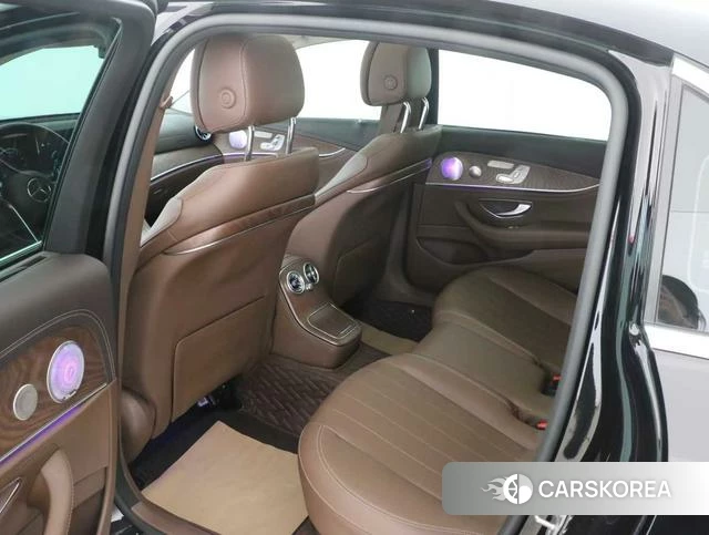 Mercedes-Benz E-class id 4259807 из Китая 15