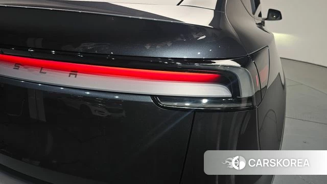 Tesla Model Y id 4279594 из Кореи 15