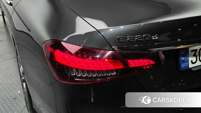 Mercedes-Benz E-Class W213 id 4784711 из Кореи 15