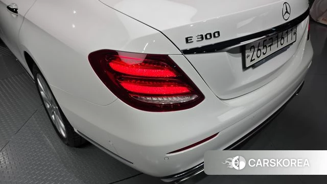 Mercedes-Benz E-Class W213 id 4269126 из Кореи 15