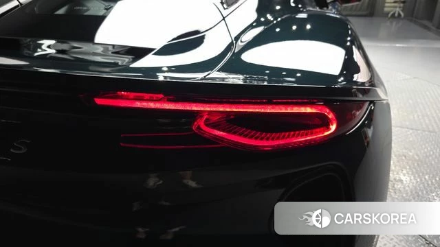 Lotus Emira id 4748877 из Кореи 15