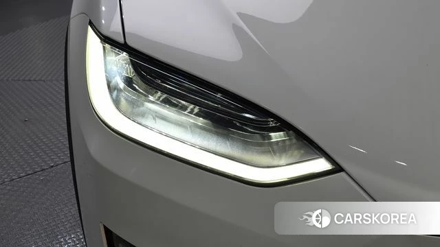 Tesla Model X id 4854338 из Кореи 15