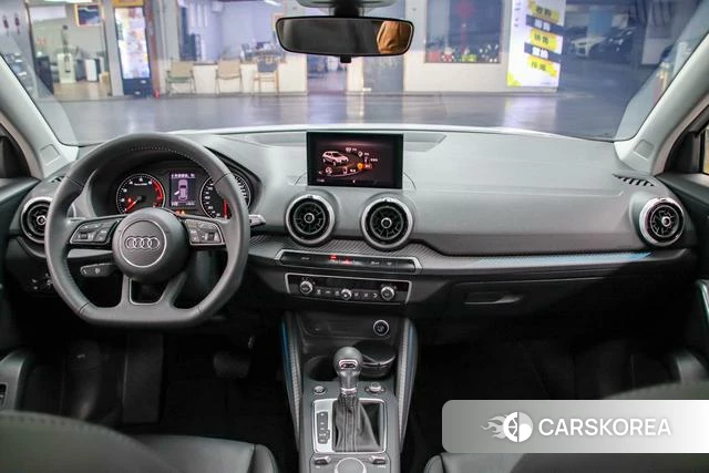 Audi Q2L id 4275629 из Китая 15