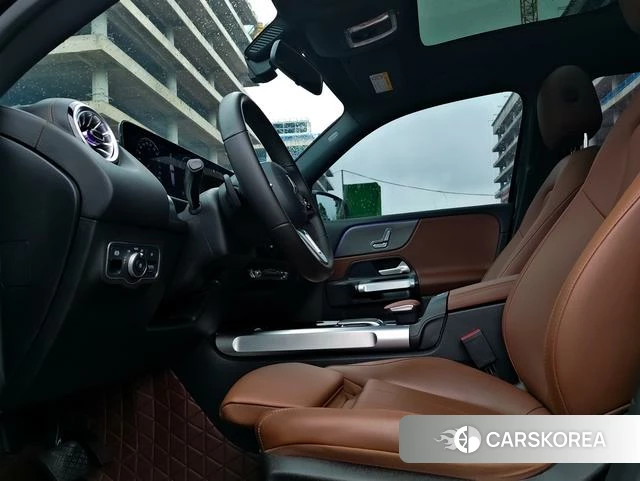 Mercedes-Benz GLB id 4256890 из Китая 15