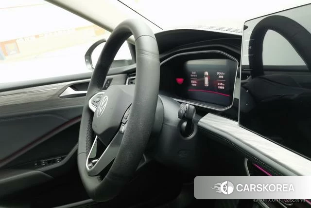 Volkswagen Sagitar id 4329100 из Китая 15