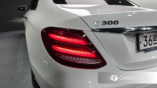Mercedes-Benz E-Class W213 id 4543608 из Кореи 15