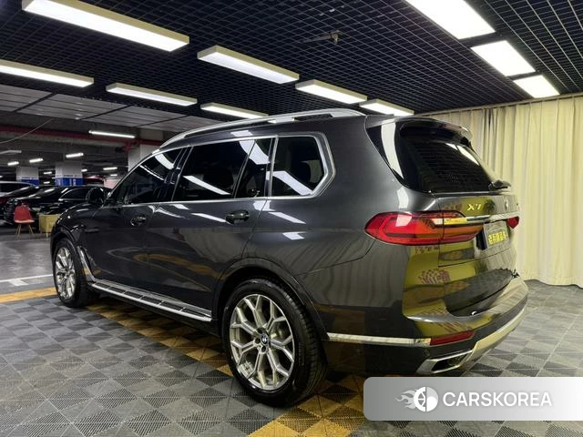 BMW X7 id 4235421 из Китая 15