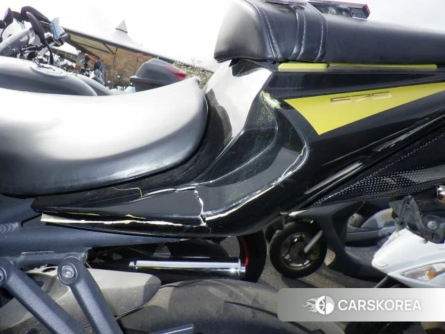 Triumph DAYTONA 675 id 3946631 из Японии 15