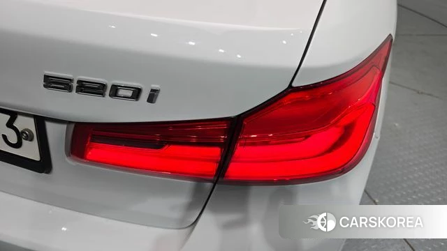 BMW 5 Series (G30) id 4458740 из Кореи 15