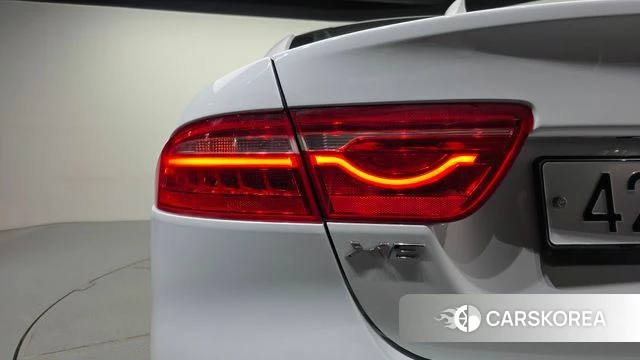 Jaguar XE id 4776180 из Кореи 15