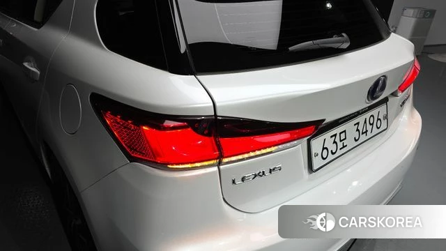 Lexus CT200h id 4345558 из Кореи 15