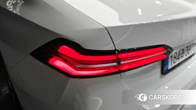 BMW 5 Series (G60) id 4242786 из Кореи 15