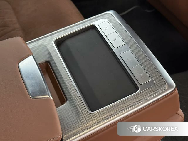 Audi A7L id 4263932 из Китая 15