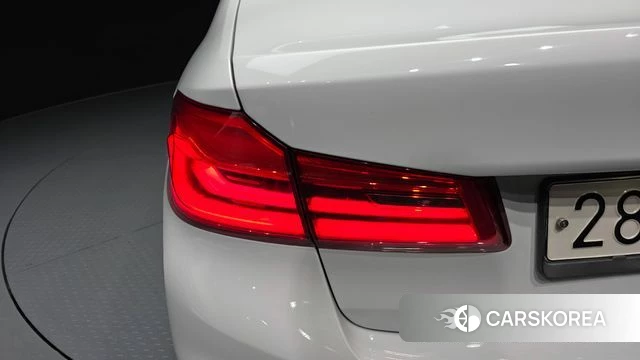 BMW 5 Series (G30) id 4609779 из Кореи 15