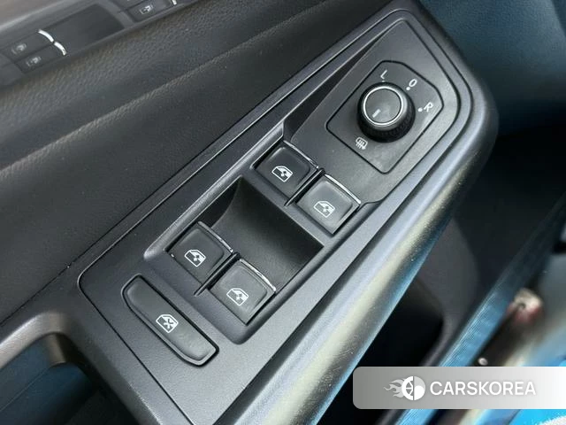 Volkswagen Bora id 4271533 из Китая 15