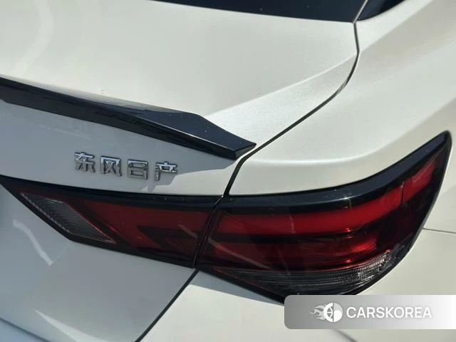 Nissan Xuan Yi id 4365637 из Китая 15