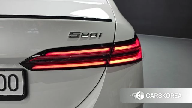 BMW 5 Series (G60) id 4499295 из Кореи 15