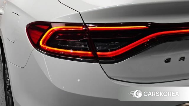 Hyundai Grandeur IG Hybrid id 4543501 из Кореи 15