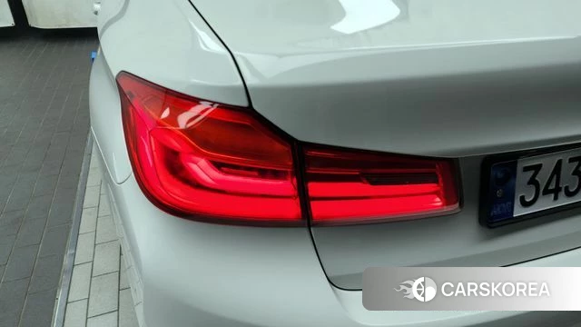 BMW 5 Series (G30) id 4339070 из Кореи 15