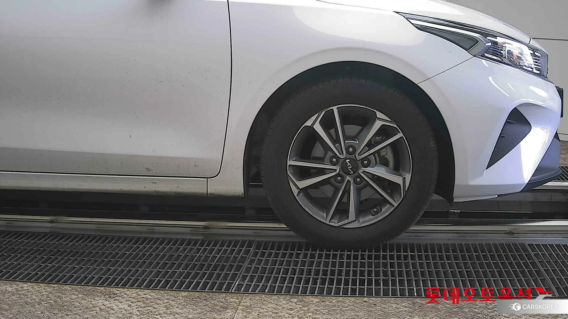 Kia K3 id 3869425 из Кореи 15