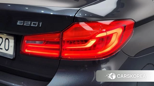 BMW 5 Series (G30) id 4619856 из Кореи 15