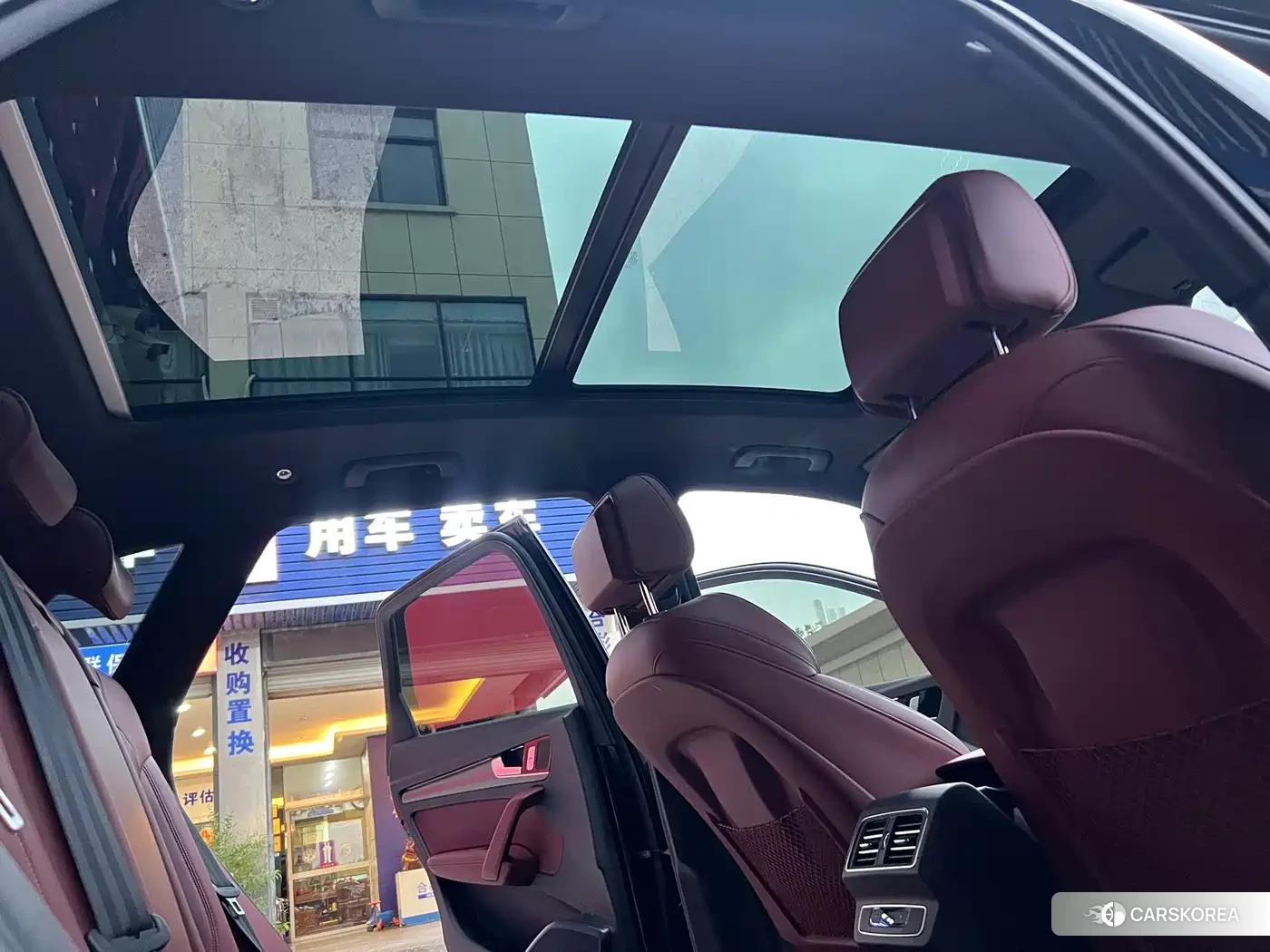 Audi Q5L id 4653912 из Китая 15