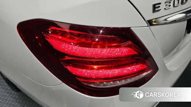Mercedes-Benz E-Class W213 id 4397615 из Кореи 15
